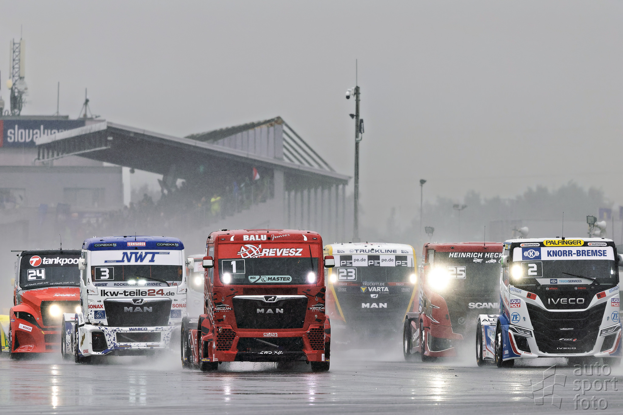 T. Szabosi;asf-6795-9.jpg