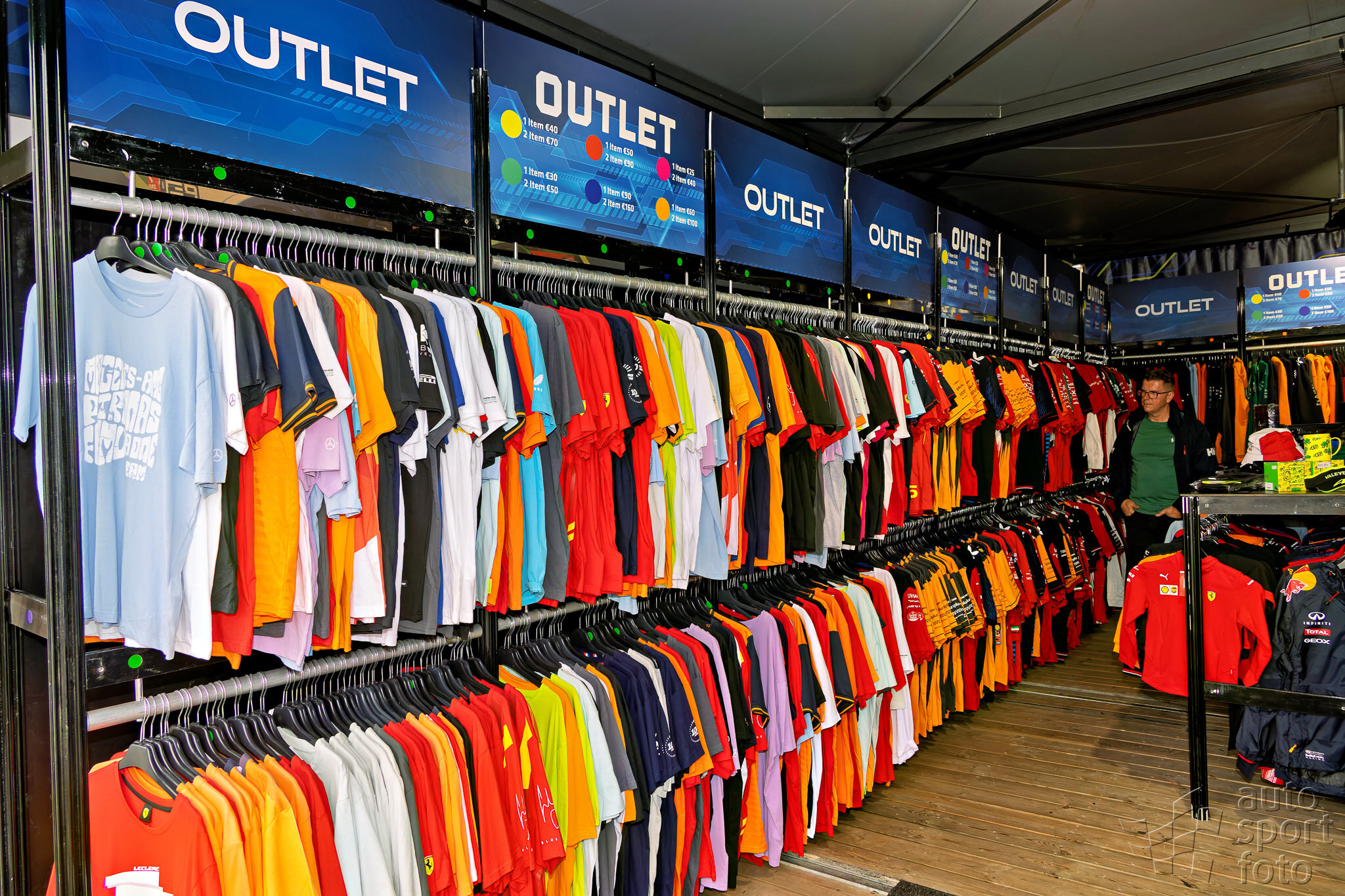 T. Szabosi;jm1a9721-6.jpg