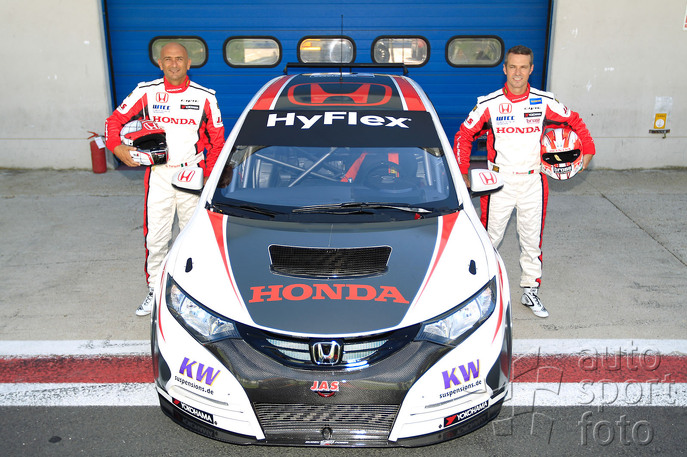 Copyright manufacturer;17424-track-testing-begins-on-the-civic-wtcc.jpg