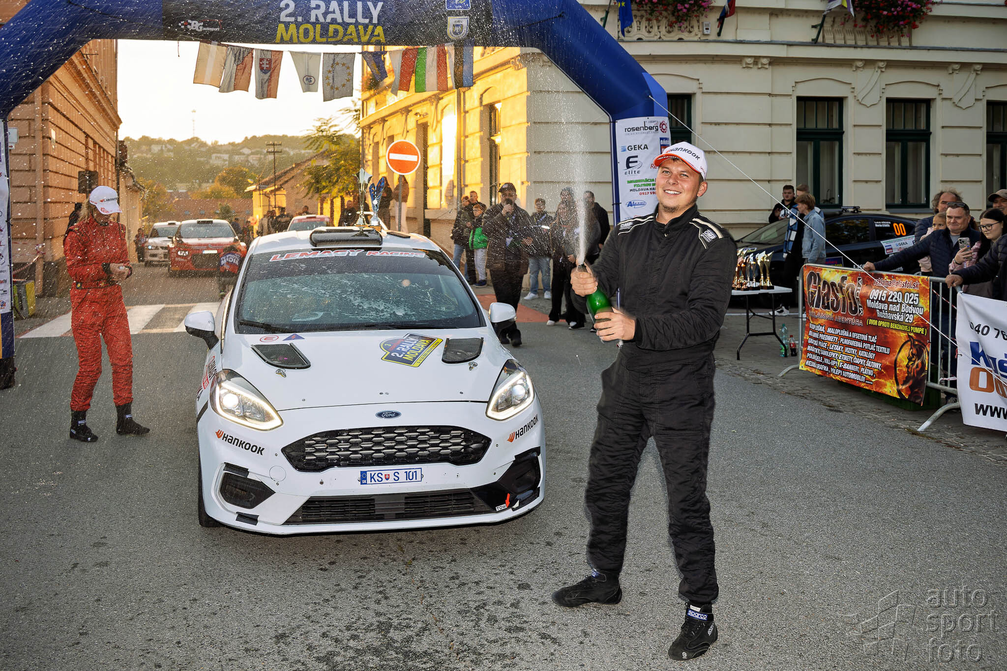 T. Szabosi;jm1a7550-5.jpg