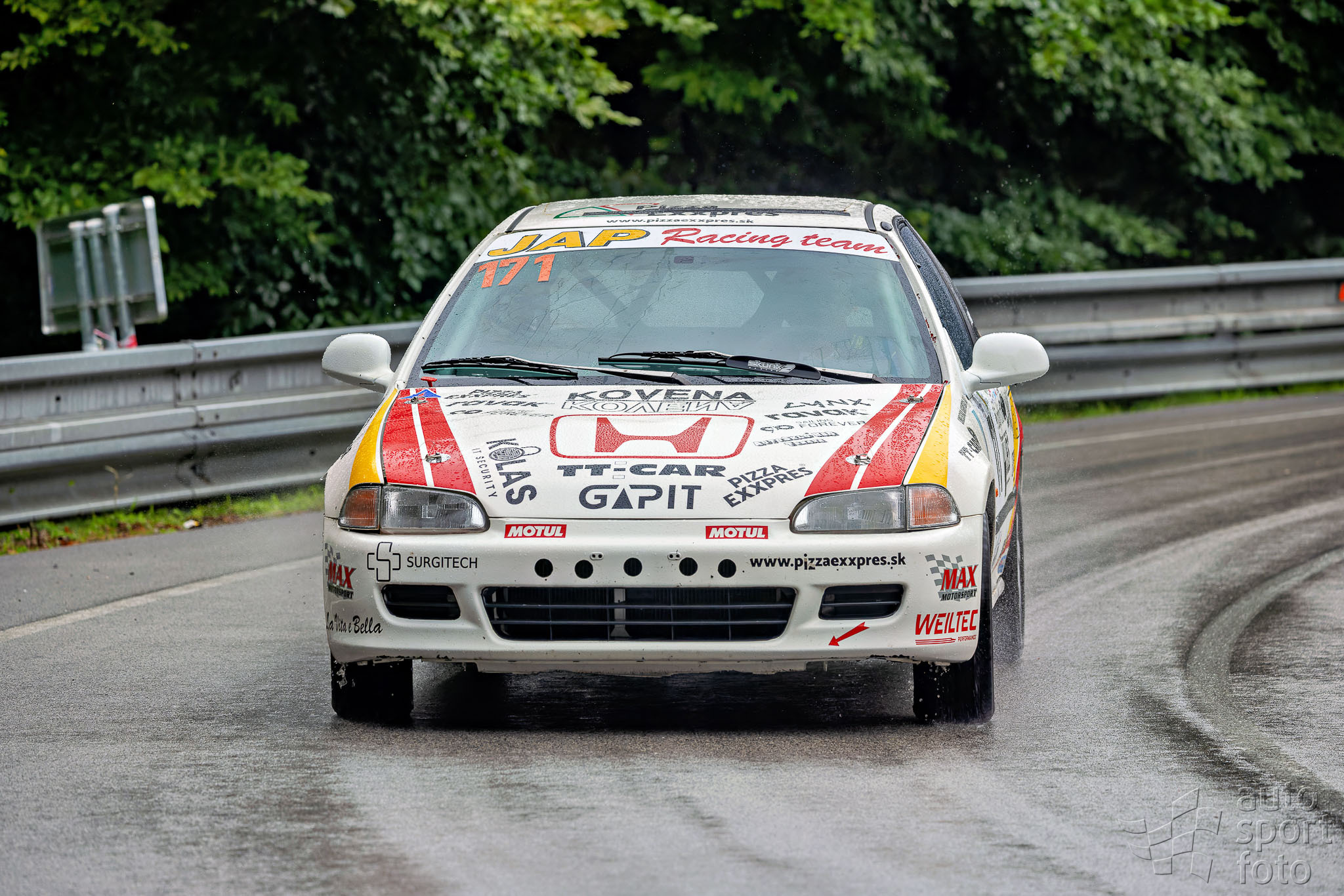 T. Szabosi;asf-6864x.jpg