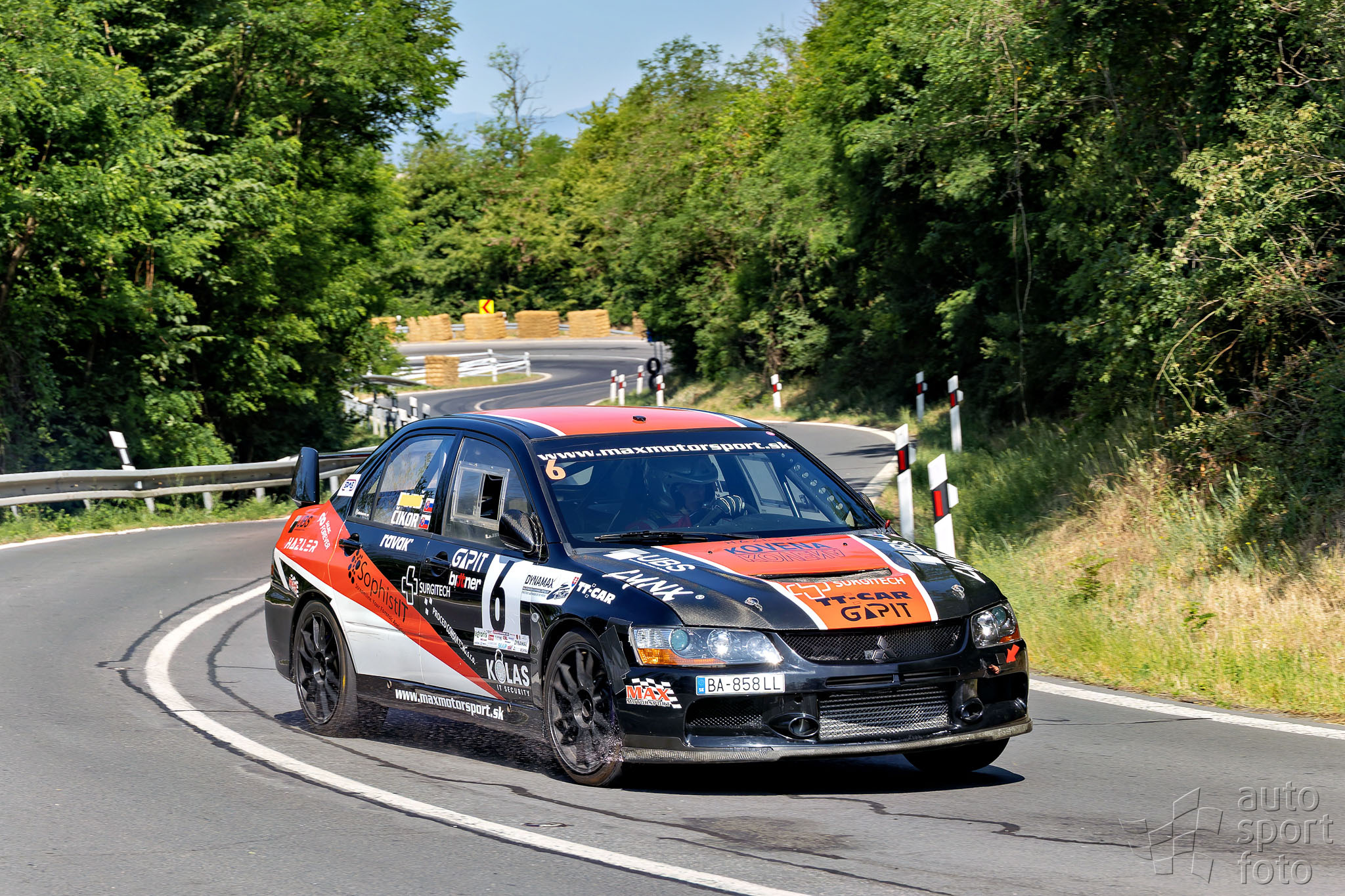 T. Szabosi;jm1a9838-6.jpg