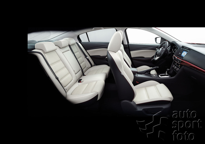 Copyright manufacturer;mazda6-sedan-2012-interior-02-jpg300.jpg