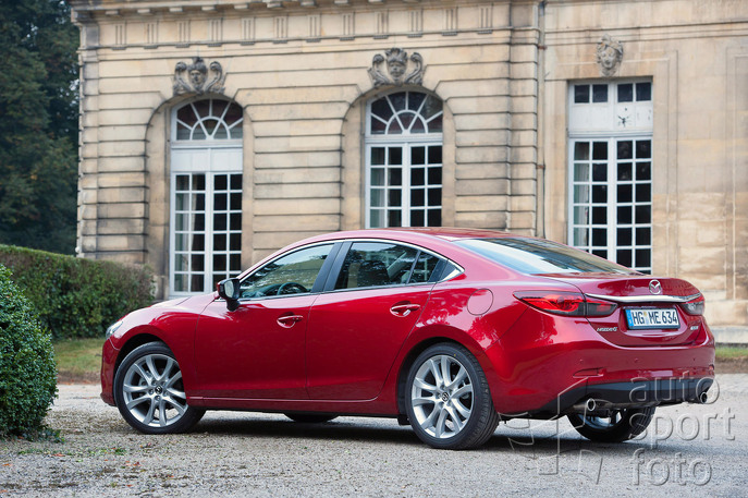 Copyright manufacturer;mazda6-sedan-2012-paris-stills-03-jpg300.jpg