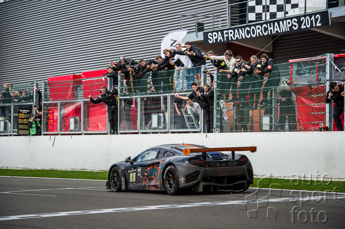 Copyright manufacturer;001-mclaren-12c-gt3-spa24-cb0560.jpg