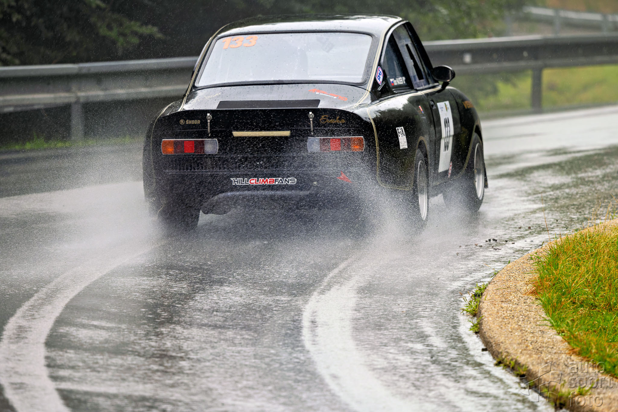 T. Szabosi;asf-6048x.jpg