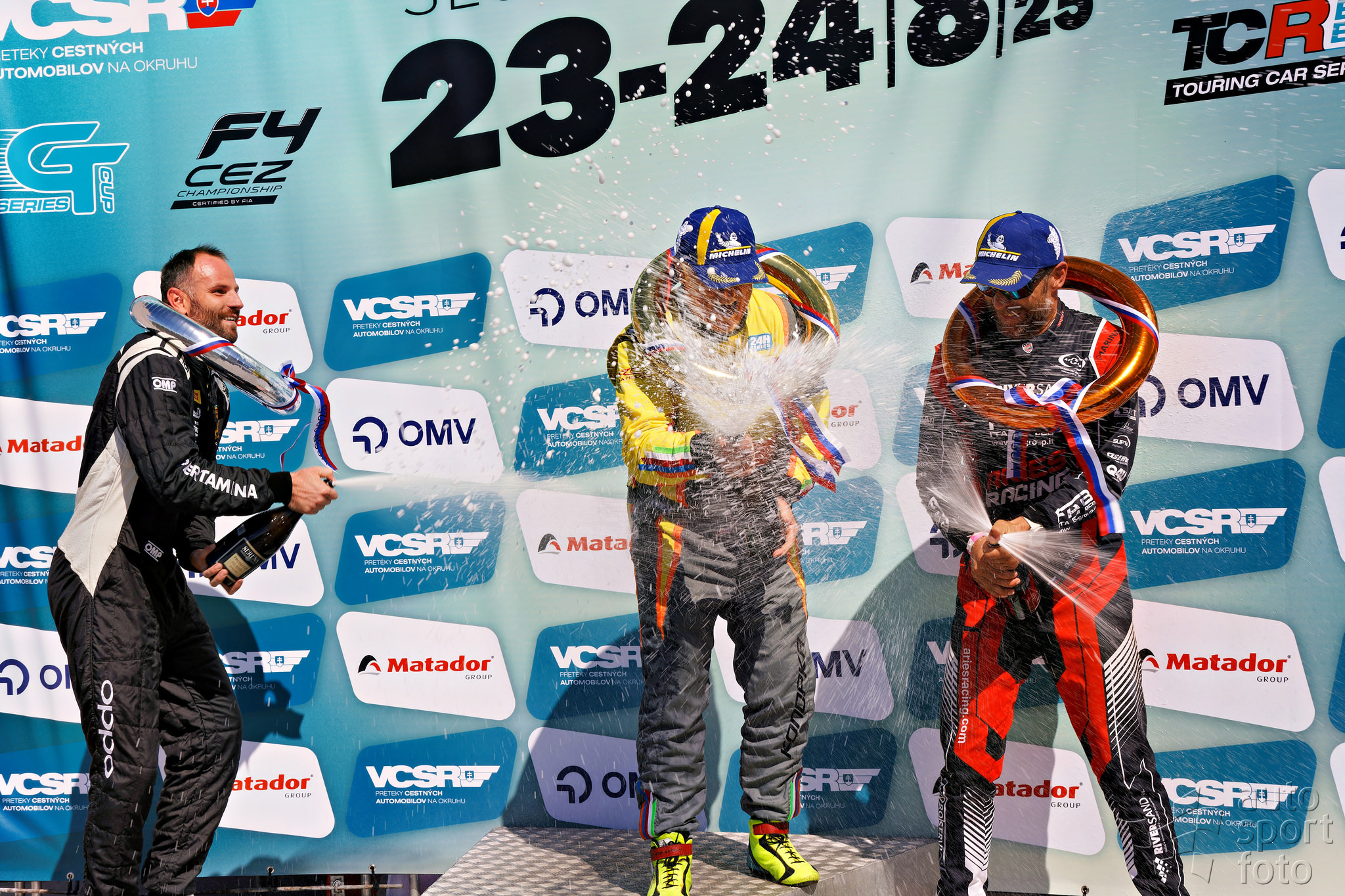 T. Szabosi;jm1a9953-8.jpg