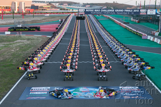 Copyright manufacturer;kart-line-up-3.jpg