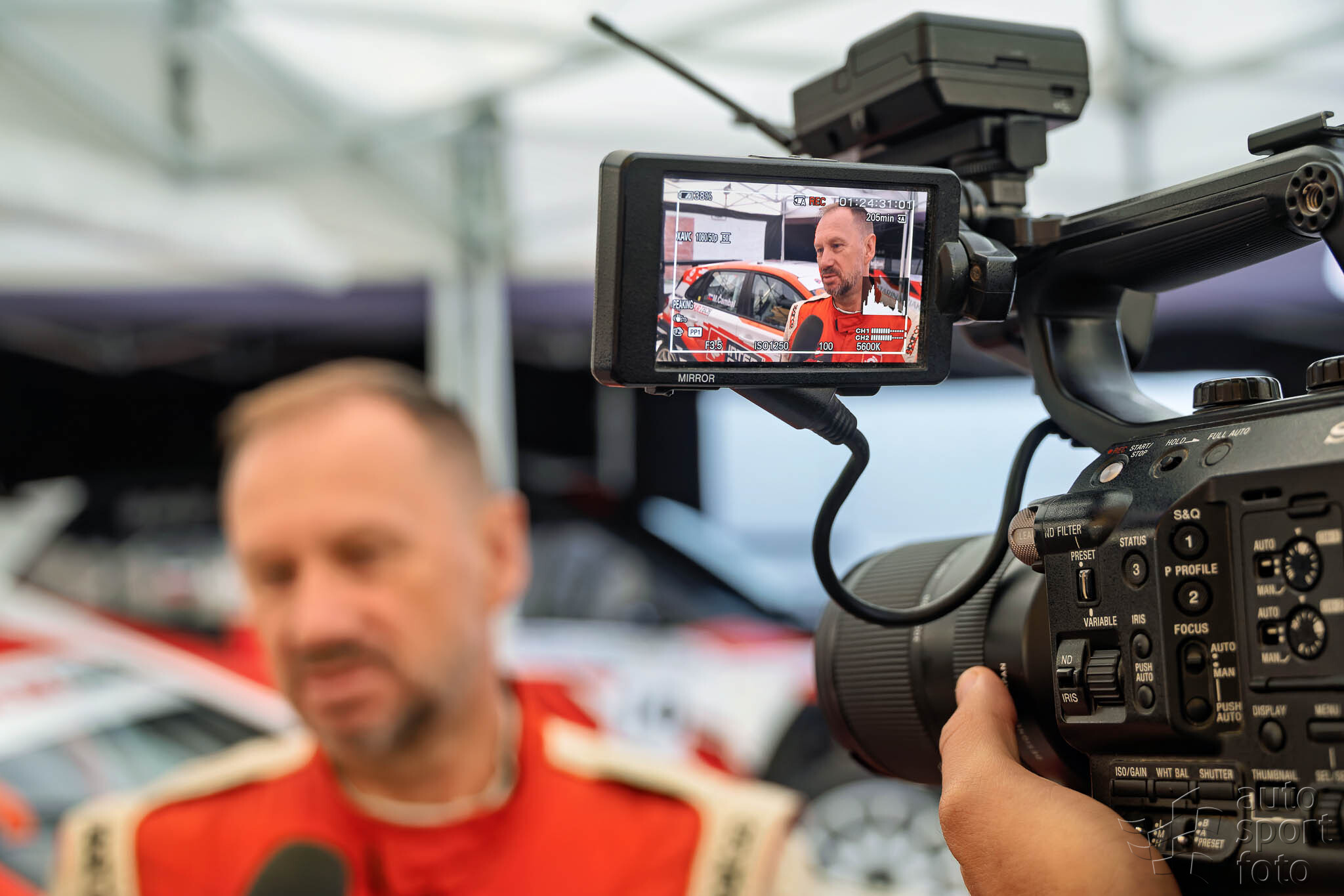 T. Szabosi;jm1a3233-5.jpg