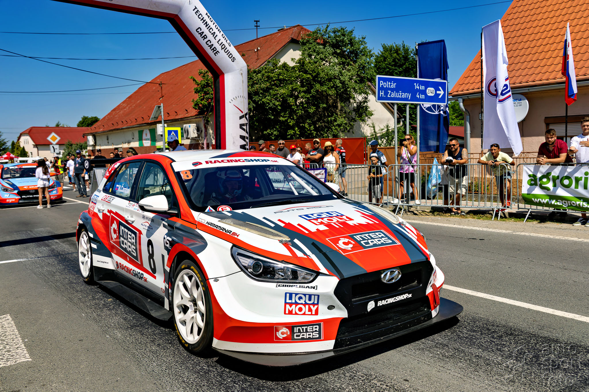 T. Szabosi;jm1a2031-5.jpg