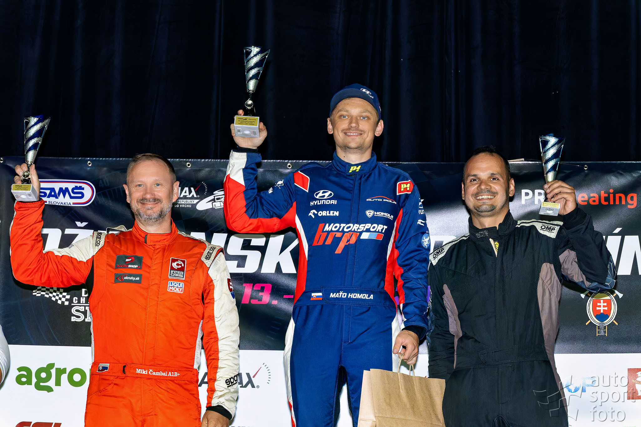 T. Szabosi;jm1a2732-3.jpg