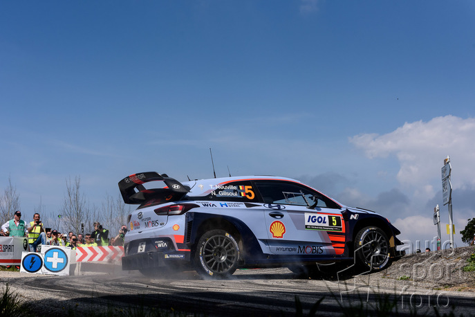 Copyright manufacturer;2017tourdecorse-rm-044.jpg