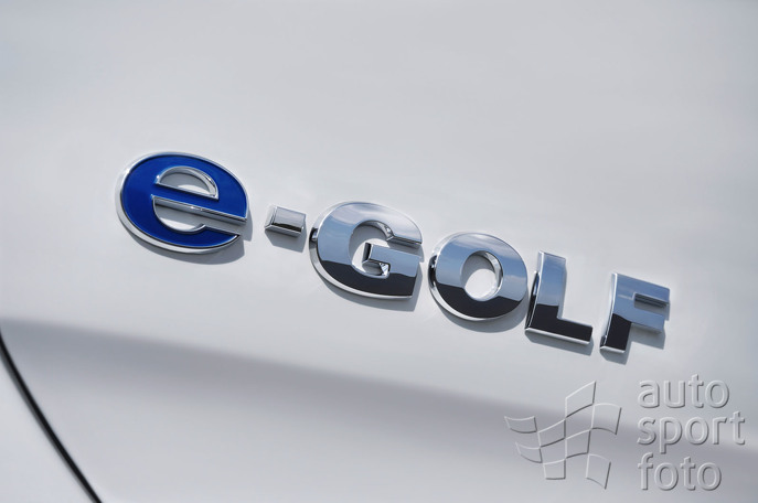 Copyright manufacturer;e-golf-21-2.jpg