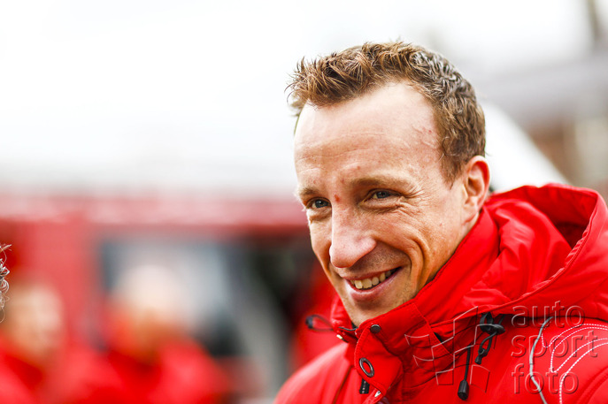 Copyright manufacturer;13-meeke-2014wrcwales.jpg