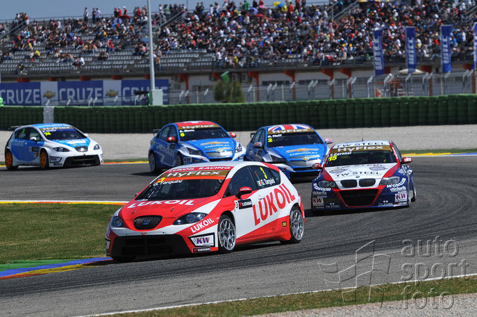 WTCC;tarquini-esp-race1-44.jpg