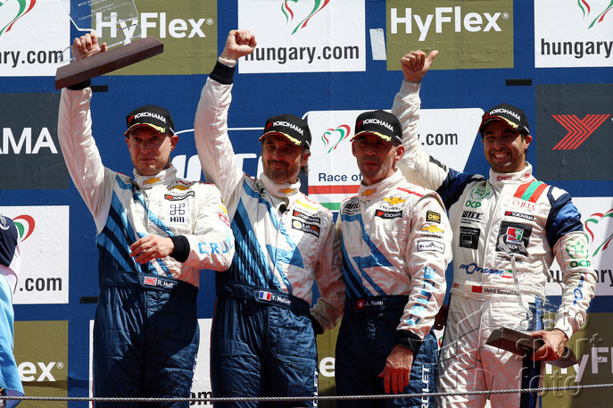 WTCC;podium-race1-hun-18.jpg