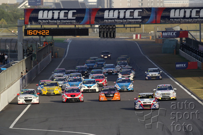 WTCC;start-race2-chn-3.jpg