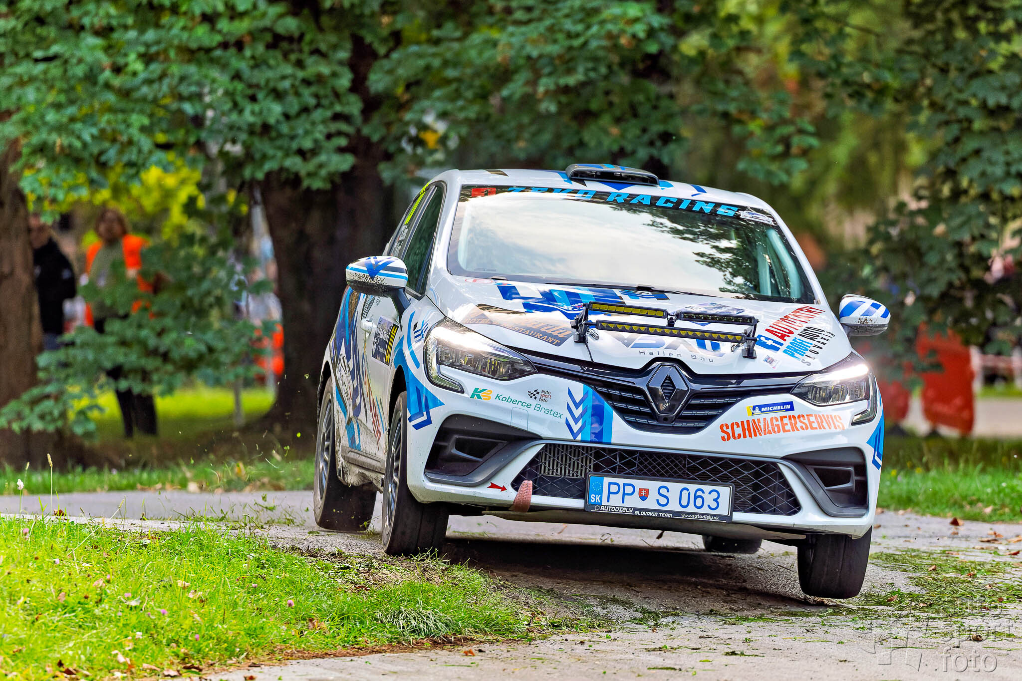 T. Szabosi; T. Szabosi;asf-5855-5.jpg