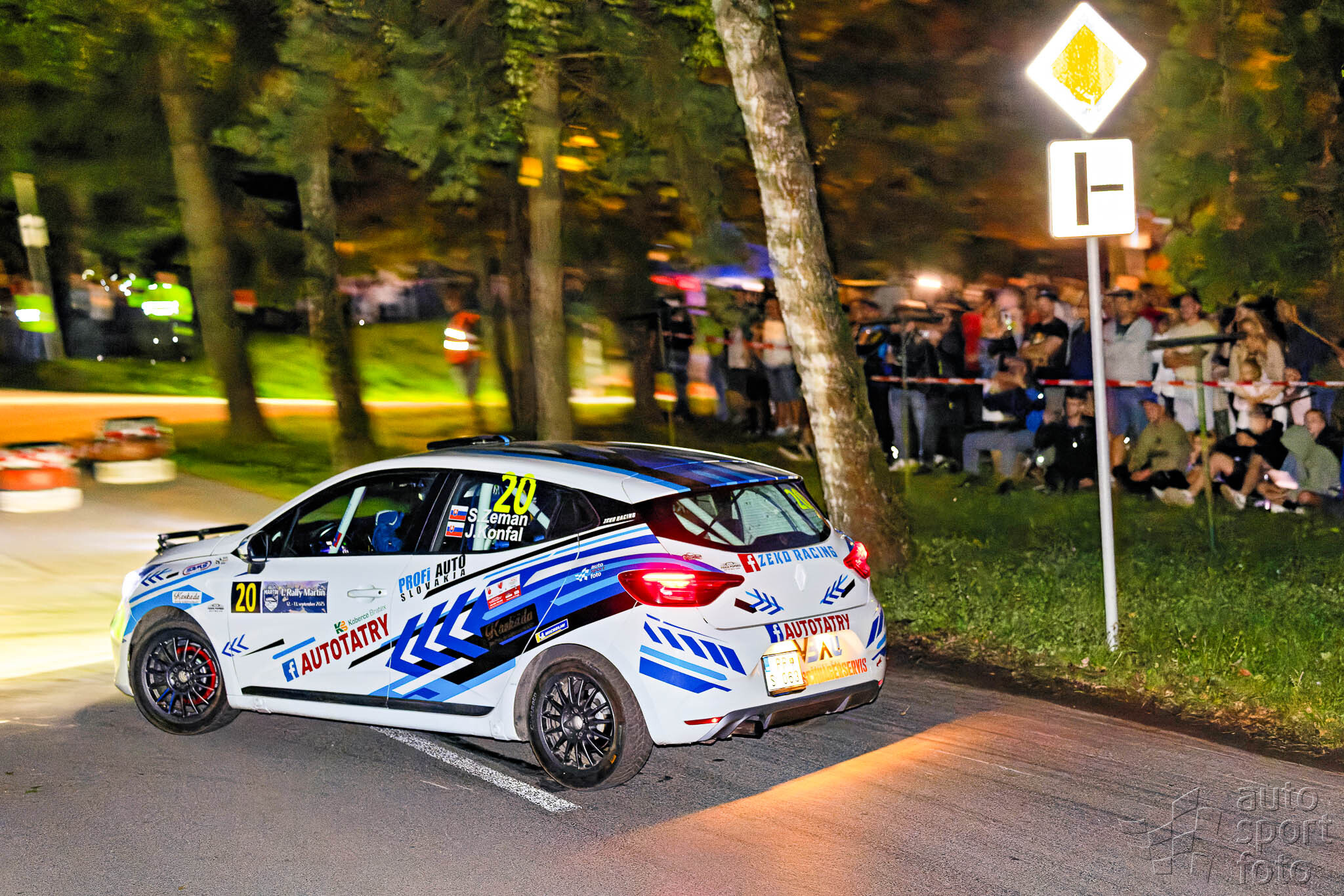 T. Szabosi; T. Szabosi;asf-7671-10.jpg